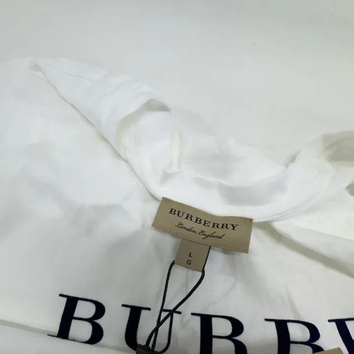 Burberry Burberry Logo Short Sleeve T-Shirt for Women 0079 Size M / US 6-8 / IT 42-44 - 12 Thumbnail