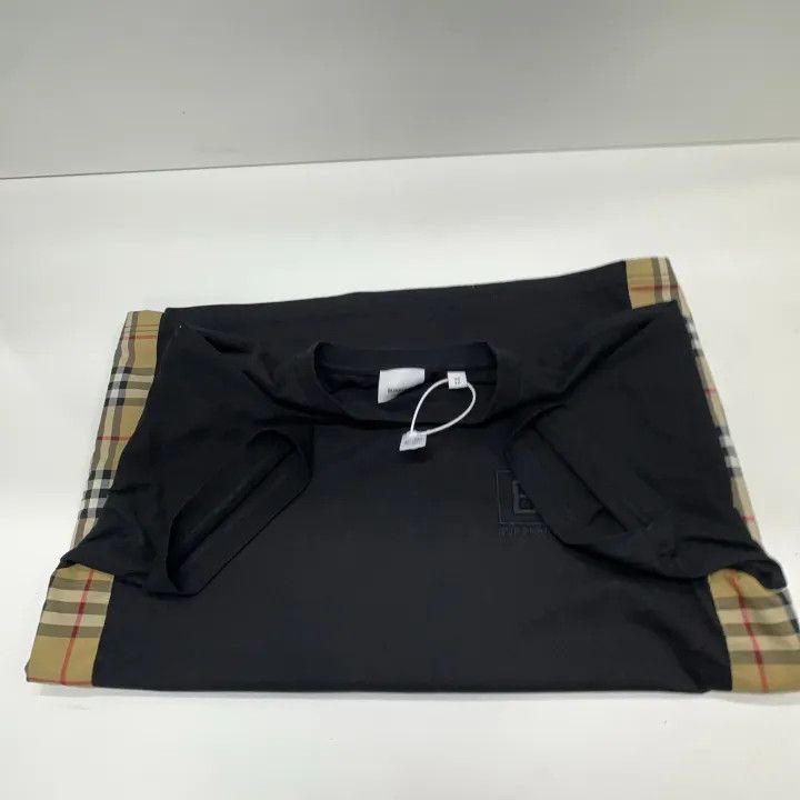 Burberry Burberry Black Short Sleeve T-Shirt with Plaid 0079 Size XS / US 0-2 / IT 36-38 - 6 Thumbnail