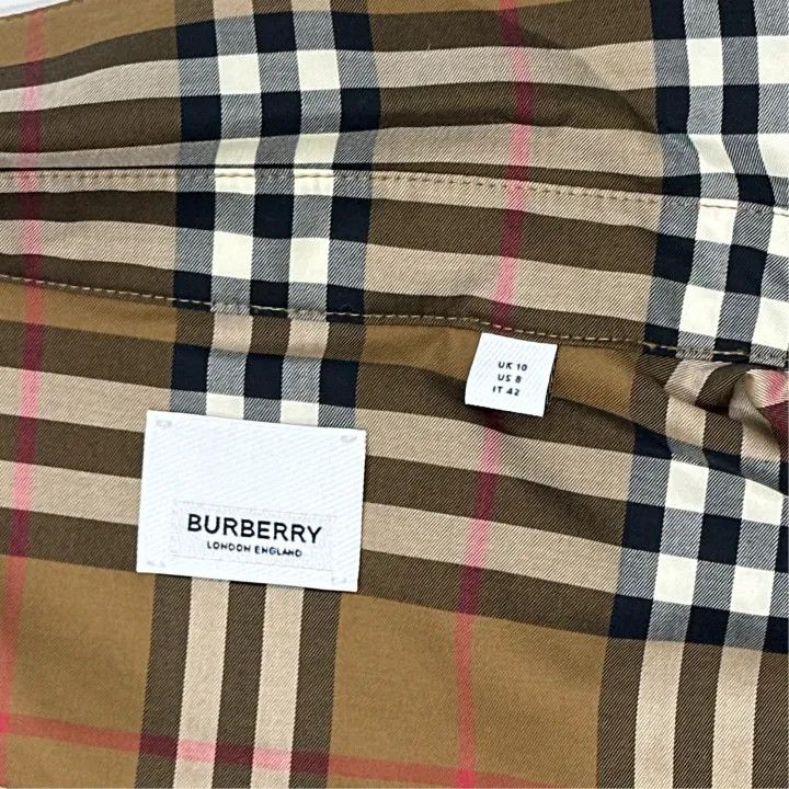 Burberry Burberry Women's Plaid Button-Up Long Sleeve Shirt 0079 Size M / US 6-8 / IT 42-44 - 3 Thumbnail