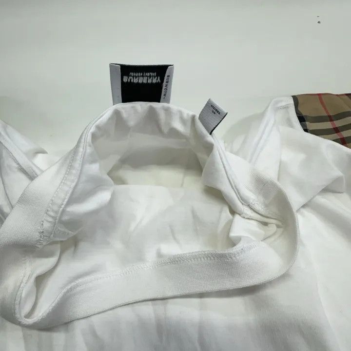 Burberry Burberry Checked Sleeve Loose Fit T-shirt 0079 Size S / US 4 / IT 40 - 7 Thumbnail