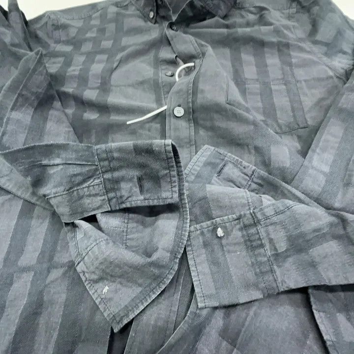 Burberry Burberry Casual Long Sleeve Button-Up Shirt 0079 Size M / US 6-8 / IT 42-44 - 9 Thumbnail
