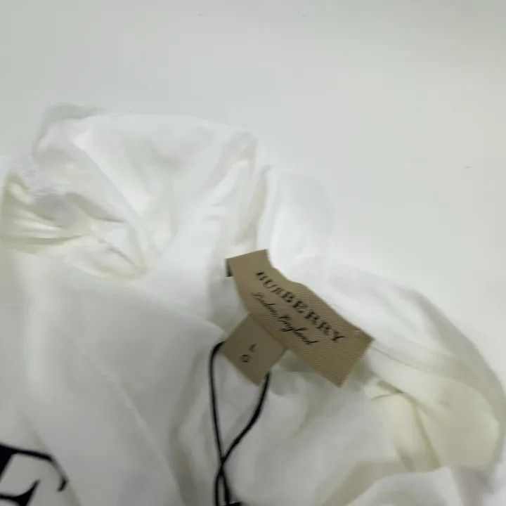 Burberry Burberry Logo Round Neck Short Sleeve T-Shirt 0079 Size L / US 10 / IT 46 - 6 Thumbnail