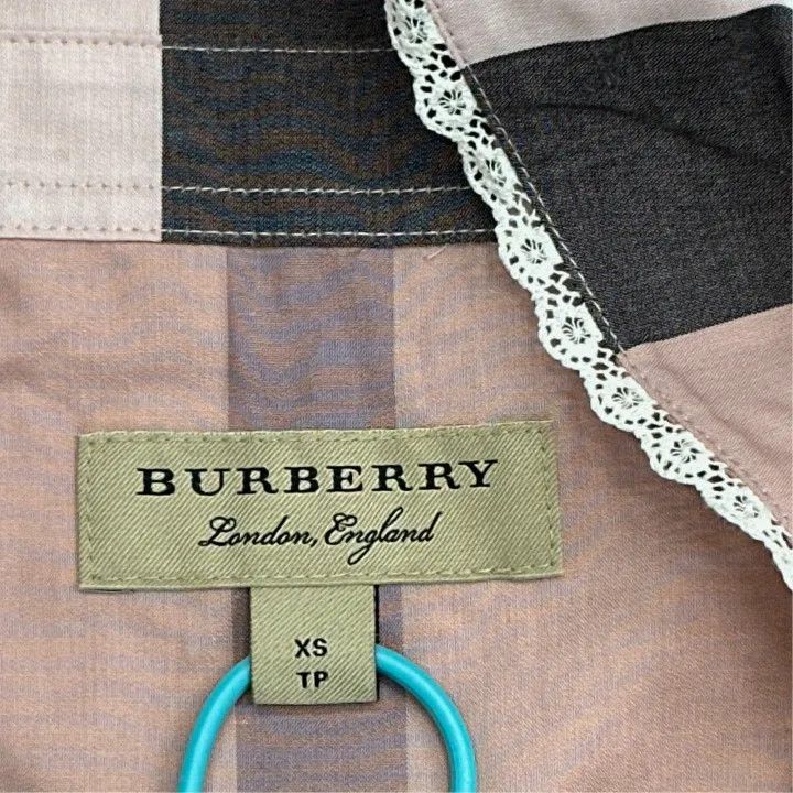 Burberry Burberry Pink Lace Trim Plaid Long Sleeve Shirt 0079 Size XS / US 0-2 / IT 36-38 - 3 Thumbnail