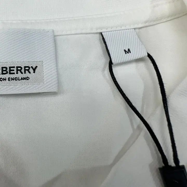 Burberry Burberry SS23 Logo Print Cotton T-Shirt 0079 Size M / US 6-8 / IT 42-44 - 9 Thumbnail