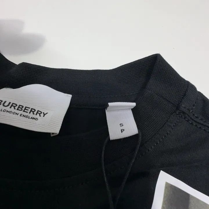 Burberry Burberry Black Short Sleeve T-shirt with Details 0079 Size S / US 4 / IT 40 - 4 Thumbnail