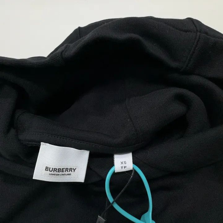Burberry Burberry Black Logo Printed Hoodie for Women 0079 Size XS / US 0-2 / IT 36-38 - 11 Thumbnail