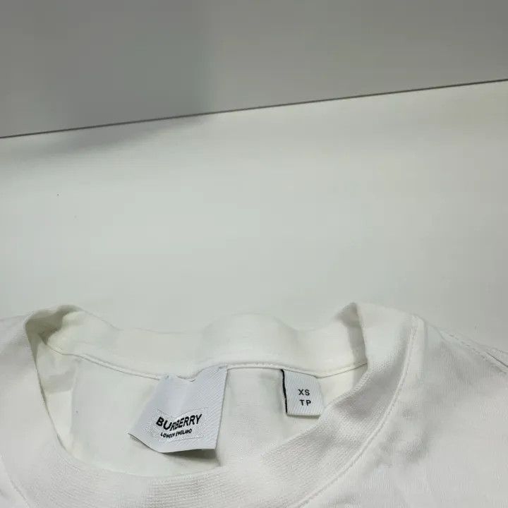 Burberry Burberry SS22 Oversized Logo T-Shirt 0079 Size XS / US 0-2 / IT 36-38 - 4 Thumbnail