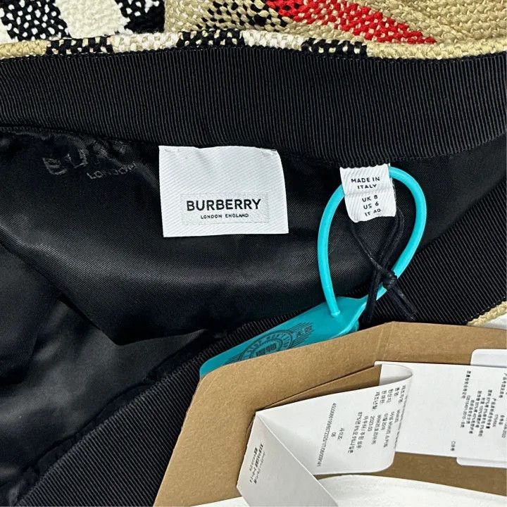 Burberry Burberry Plaid Mini Skirt for Women 0079 Size 26" / US 2 / IT 38 - 3 Thumbnail