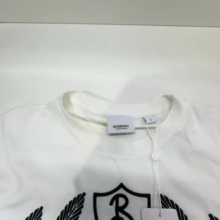 Burberry Burberry FW22 Logo Leaf Print T-Shirt 0079 Size L / US 10 / IT 46 - 7 Thumbnail
