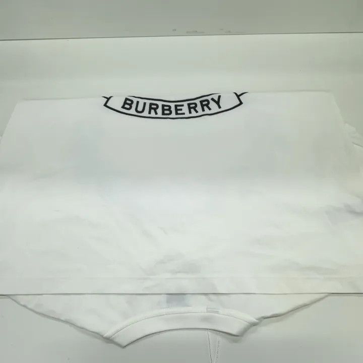 Burberry Burberry FW22 Logo Leaf Print T-shirt 0079 Size L / US 10 / IT 46 - 8 Thumbnail