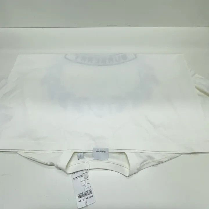Burberry Burberry FW22 Logo Leaf Print T-shirt 0079 Size L / US 10 / IT 46 - 10 Thumbnail