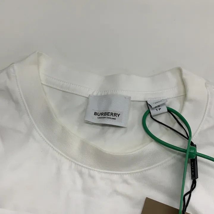 Burberry Burberry Embroidered Logo White T-shirt for Women 0079 Size XXL / US 16-18 / IT 52-54 - 5 Thumbnail