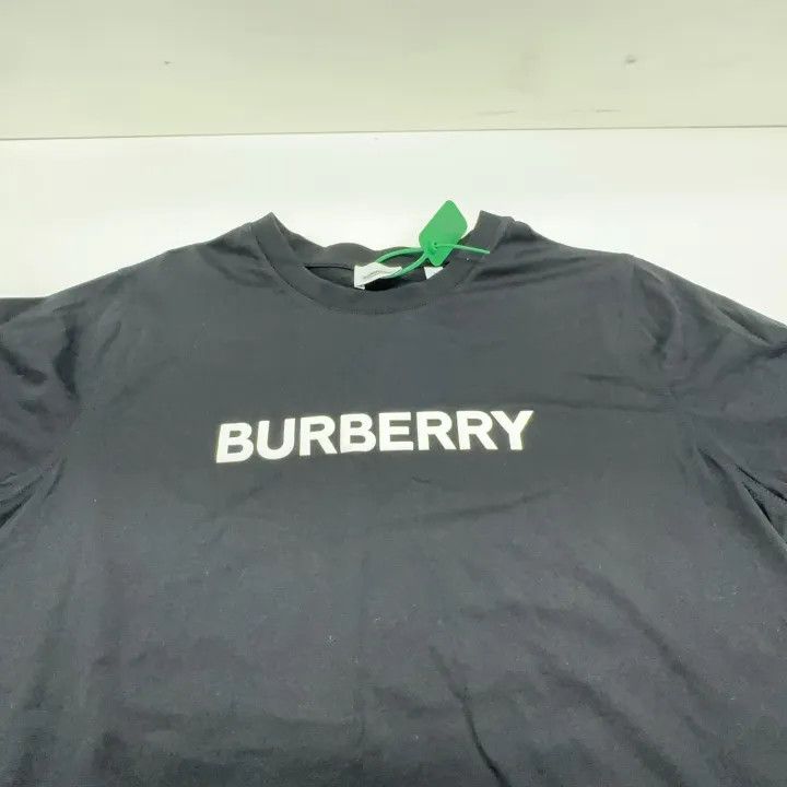 Burberry Burberry Black Logo Print Short Sleeve T-Shirt 0079 Size L / US 10 / IT 46 - 6 Thumbnail