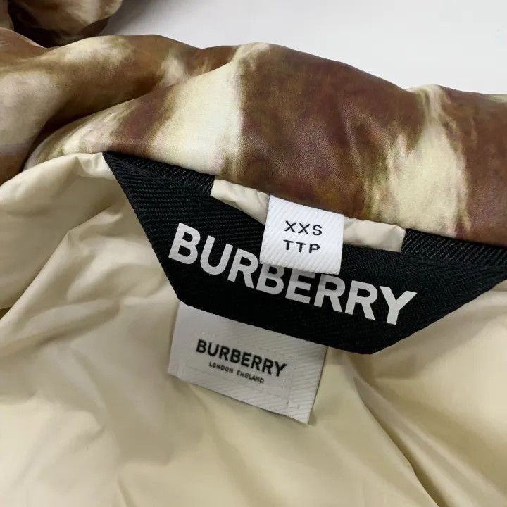 Burberry Burberry Printed Short Down Jacket for Women 0079 Size XXS / US 00 / IT 34 - 4 Thumbnail