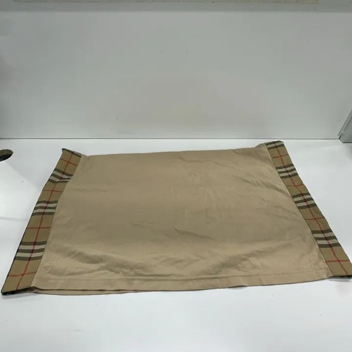 Burberry Burberry Logo Printed Round Neck T-Shirt 0079 Size XL / US 12-14 / IT 48-50 - 6 Thumbnail