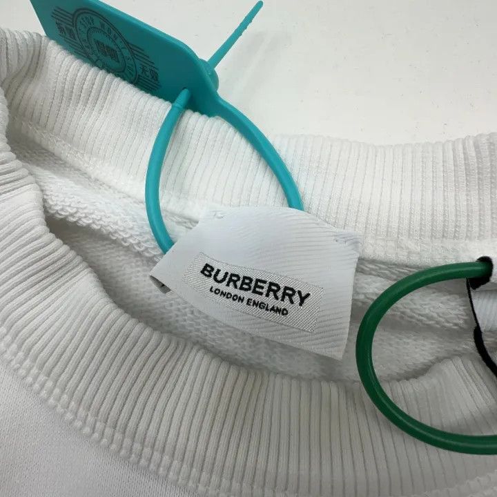 Burberry Burberry White Long Sleeve Sweatshirt for Women 0079 Size XS / US 0-2 / IT 36-38 - 3 Thumbnail