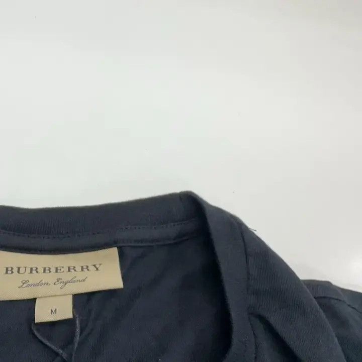 Burberry Burberry Black Short Sleeve T-Shirt 0079 Size M / US 6-8 / IT 42-44 - 9 Thumbnail