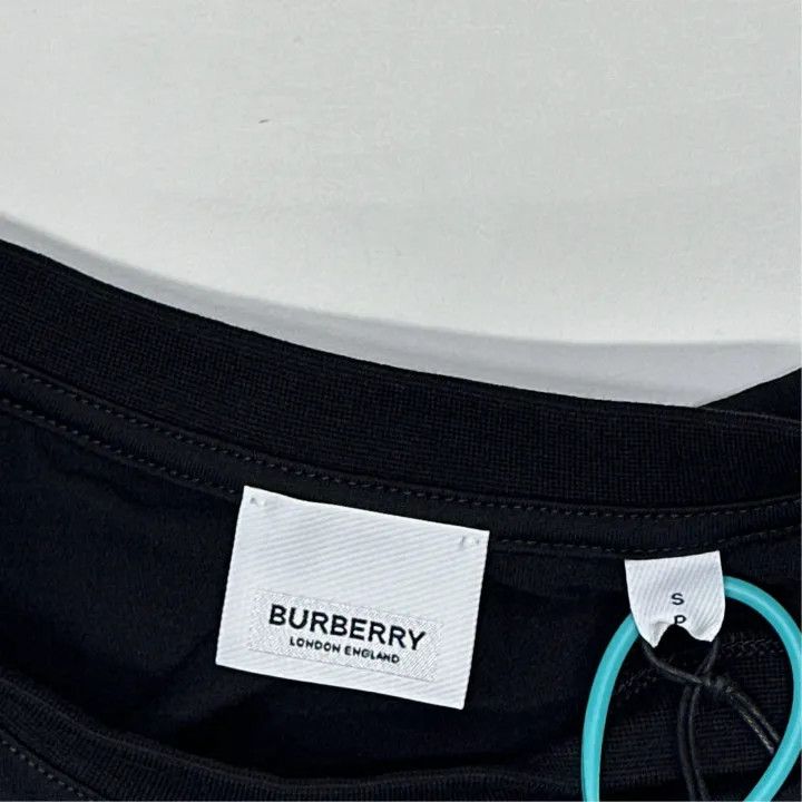 Burberry Burberry Women's Logo Print Short Sleeve T-Shirt 0079 Size S / US 4 / IT 40 - 4 Thumbnail