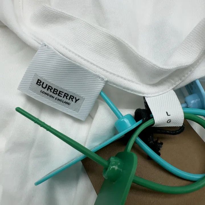 Burberry Burberry SS21 White Short Sleeve T-Shirt 0079 Size L / US 10 / IT 46 - 4 Thumbnail