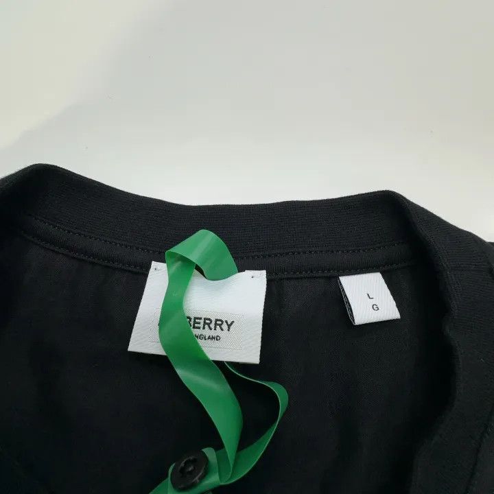 Burberry Burberry Black Pocket Tee for Women 0079 Size L / US 10 / IT 46 - 5 Thumbnail