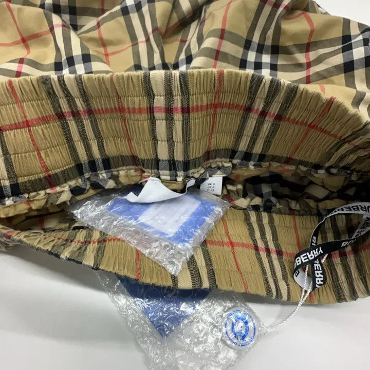 Burberry Burberry Vintage Plaid Wide-Leg Trousers for Women 0079 Size 22" - 6 Thumbnail