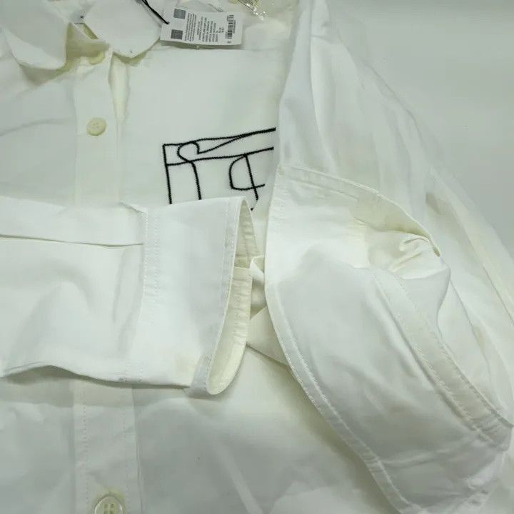Burberry Burberry White Logo Print Long Sleeve Shirt 0079 Size S / US 4 / IT 40 - 9 Thumbnail