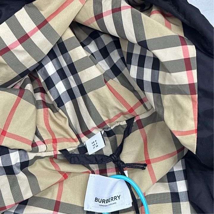 Burberry Burberry Black Lightweight Hooded Jacket 0079 Size S / US 4 / IT 40 - 3 Thumbnail