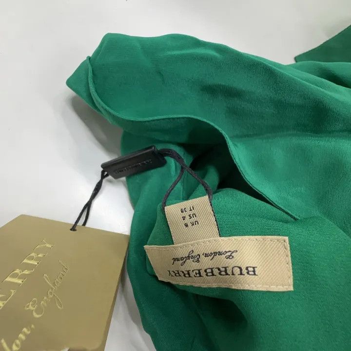 Burberry Burberry Casual Stylish Solid Color Dress 0079 Size S / US 4 / IT 40 - 6 Thumbnail