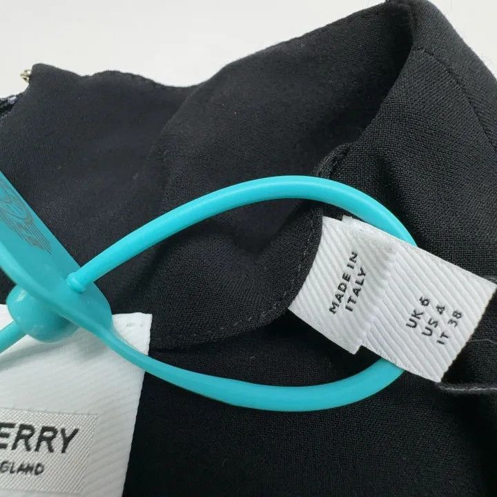 Burberry Burberry Black Long Sleeve Dress for Women 0079 Size S / US 4 / IT 40 - 4 Thumbnail
