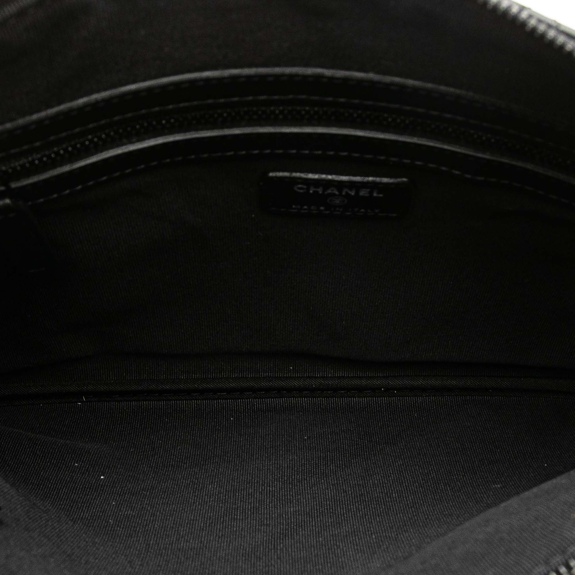 Chanel Chanel Medium Stitched Calfskin CC Cosmetic Case Size ONE SIZE - 4 Thumbnail