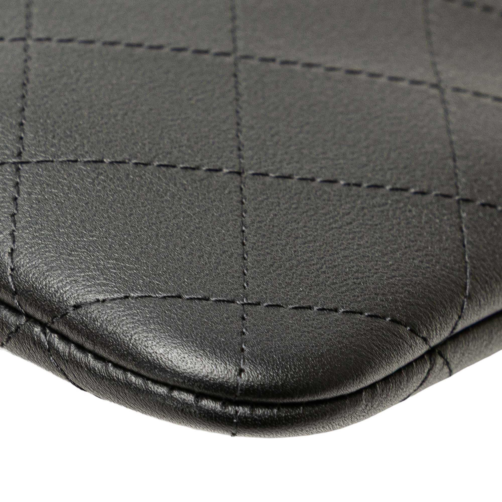 Chanel Chanel Medium Stitched Calfskin CC Cosmetic Case Size ONE SIZE - 10 Thumbnail
