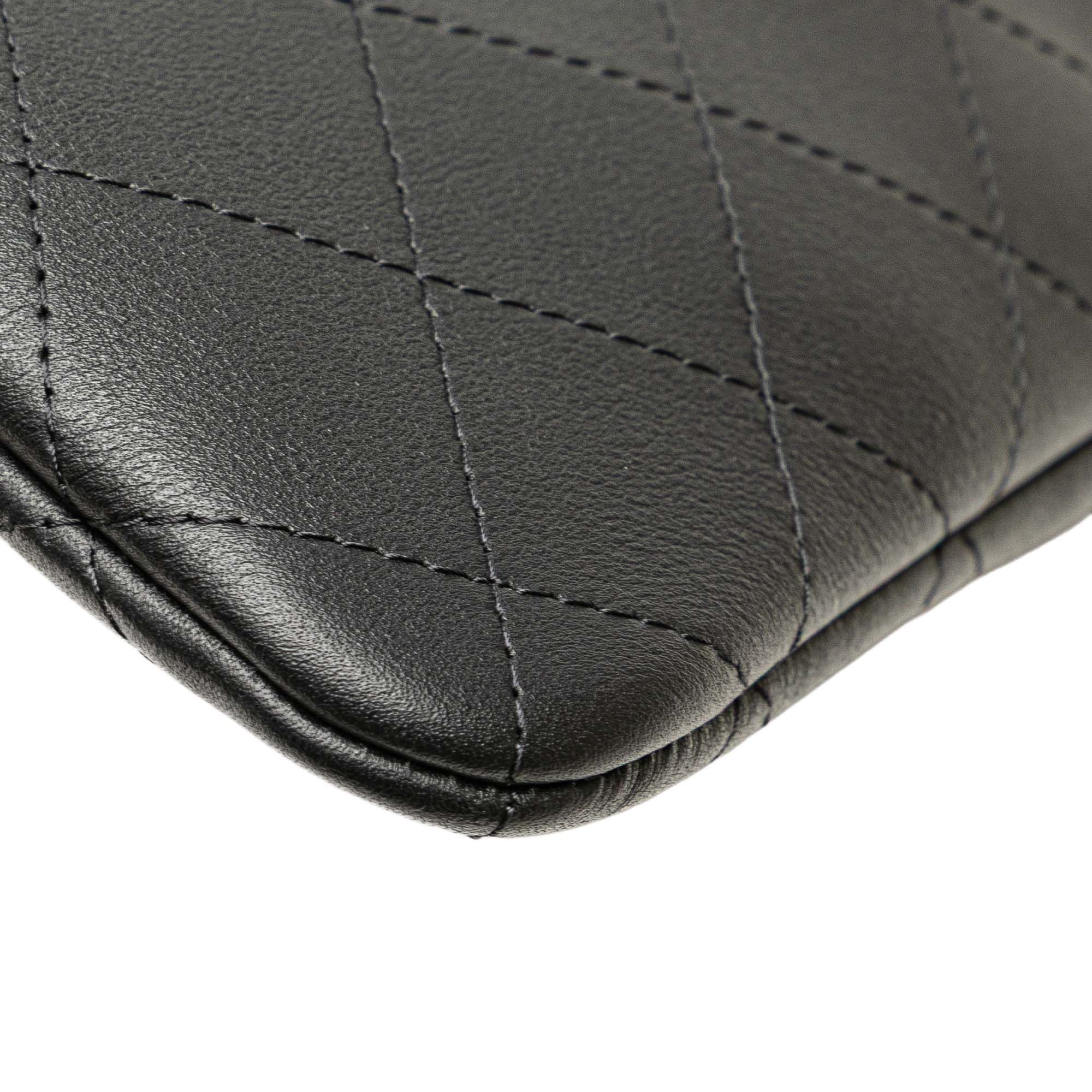 Chanel Chanel Medium Stitched Calfskin CC Cosmetic Case Size ONE SIZE - 9 Thumbnail