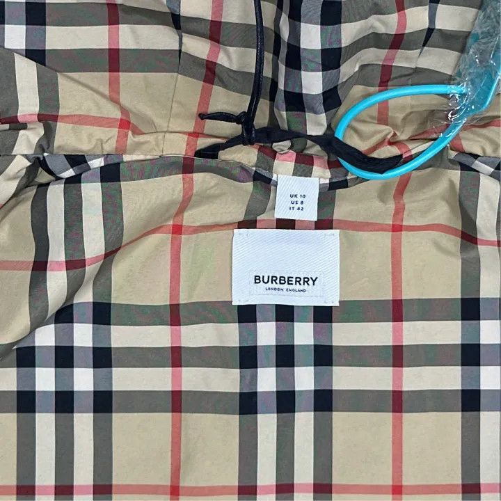 Burberry Burberry Black Lightweight Hooded Jacket 0079 Size M / US 6-8 / IT 42-44 - 3 Thumbnail