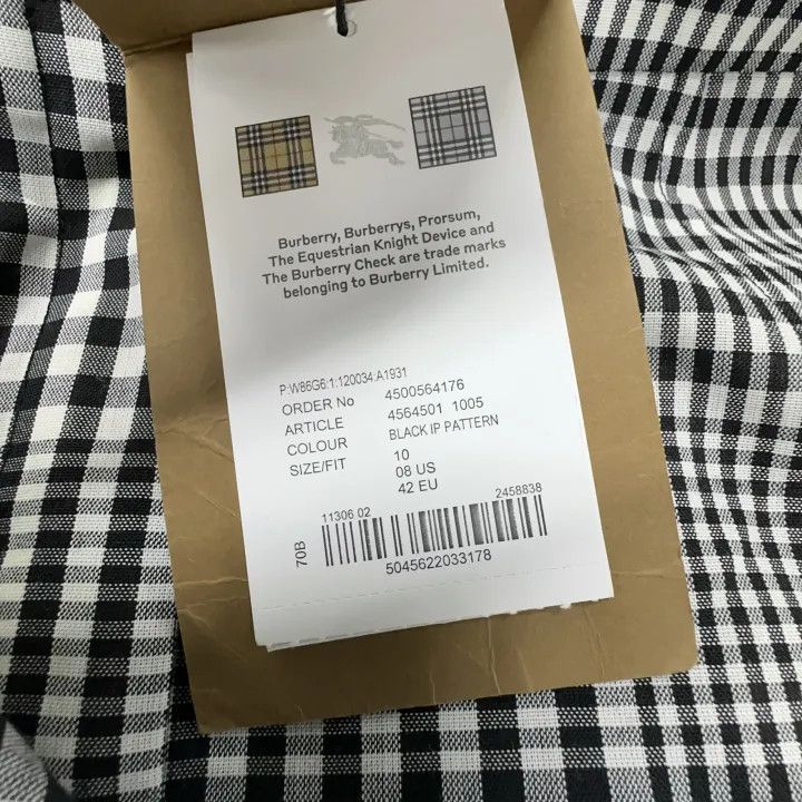 Burberry Burberry Black Wool Mini Skirt for Women 0079 Size 30" / US 8 / IT 44 - 4 Thumbnail