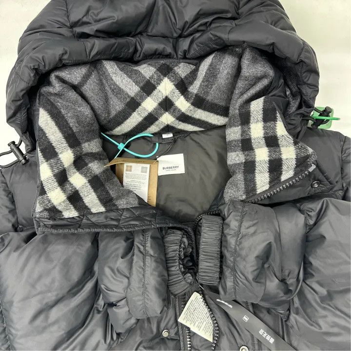 Burberry Burberry Black Hooded Down Jacket for All 0079 Size L / US 10 / IT 46 - 5 Thumbnail