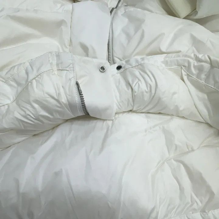 Burberry Burberry White Hooded Down Jacket for Women 0079 Size L / US 10 / IT 46 - 6 Thumbnail