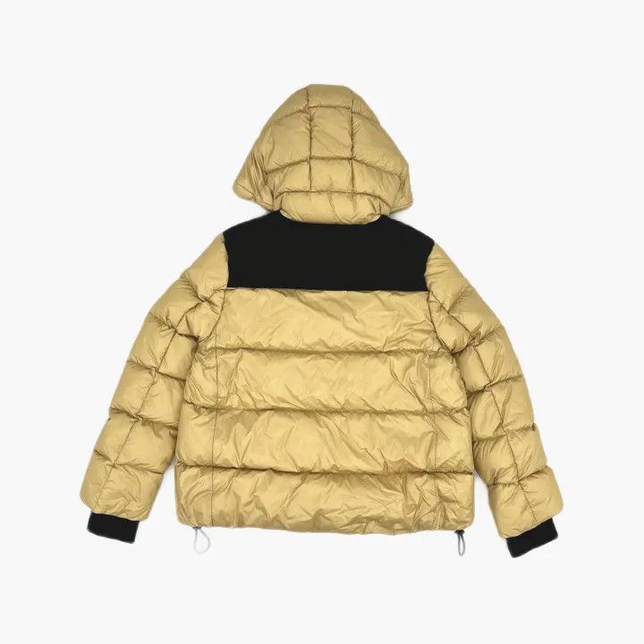 Burberry Burberry Hooded Yellow Down Jacket for Women 0079 Size L / US 10 / IT 46 - 3 Thumbnail