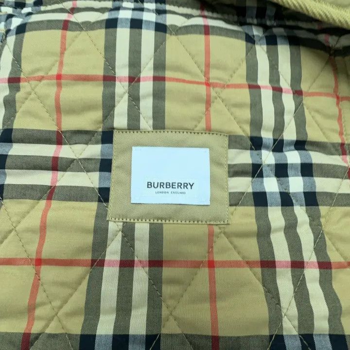 Burberry Burberry Quilted Nylon Field Jacket for Women 0079 Size L / US 10 / IT 46 - 7 Thumbnail