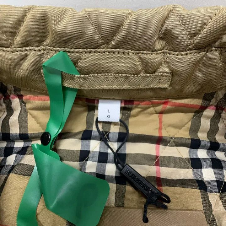 Burberry Burberry Quilted Nylon Field Jacket for Women 0079 Size L / US 10 / IT 46 - 5 Thumbnail