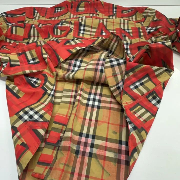 Burberry Burberry Graffiti Print Shirt for Men and Women 0079 Size L / US 10 / IT 46 - 15 Thumbnail