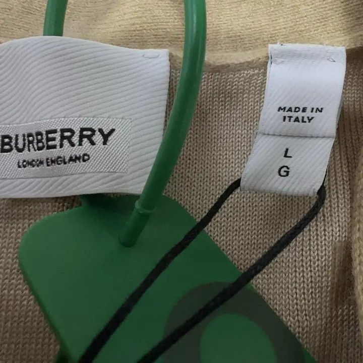Burberry Burberry Logo Loose Knit Sweater for Women 0079 Size L / US 10 / IT 46 - 8 Thumbnail