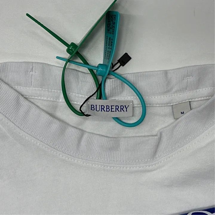 Burberry Burberry White Casual T-Shirt with Horse Print 0079 Size M / US 6-8 / IT 42-44 - 2 Thumbnail