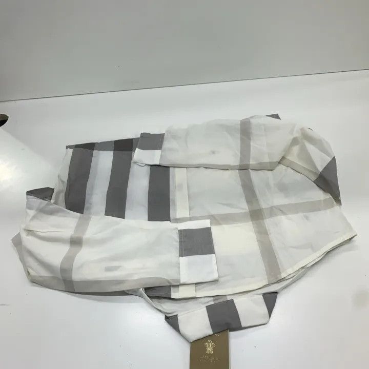 Burberry Burberry Gray Plaid Long Sleeve Shirt for Women 0079 Size M / US 6-8 / IT 42-44 - 7 Thumbnail