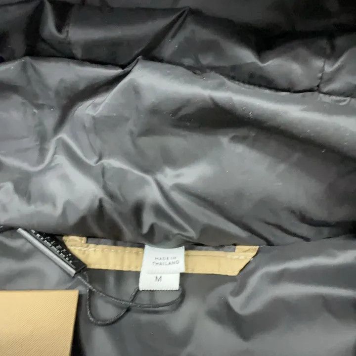 Burberry Burberry Color Blocked Padded Hooded Jacket 0079 Size M / US 6-8 / IT 42-44 - 6 Thumbnail