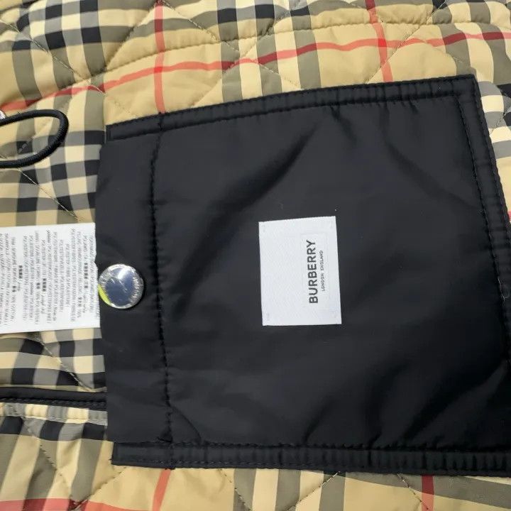 Burberry Burberry Black Quilted Hooded Jacket 0079 Size M / US 6-8 / IT 42-44 - 5 Thumbnail