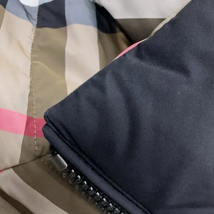 Burberry Burberry Women's Reversible Black Puffer Jacket 0079 Size M / US 6-8 / IT 42-44 - 5 Thumbnail