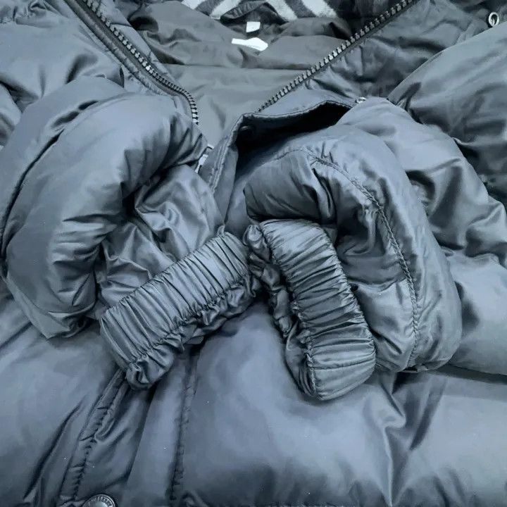 Burberry Burberry Black Hooded Puffer Jacket 0079 Size M / US 6-8 / IT 42-44 - 4 Thumbnail