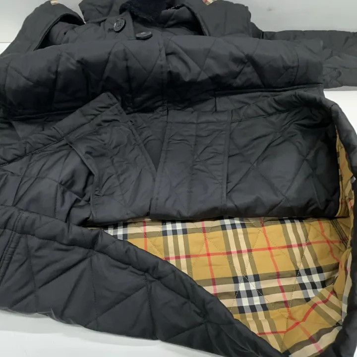 Burberry Burberry Black Casual Hooded Jacket 0079 Size M / US 6-8 / IT 42-44 - 7 Thumbnail