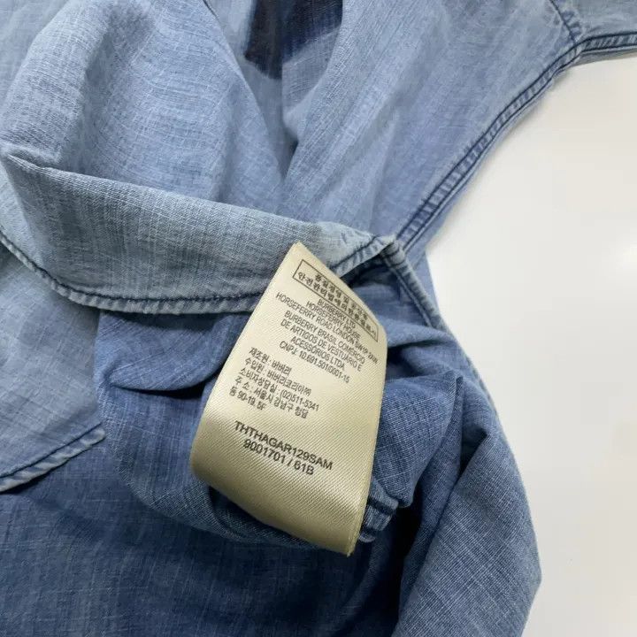 Burberry Burberry Casual Solid Color Button-Up Shirt 0079 Size M / US 6-8 / IT 42-44 - 4 Thumbnail