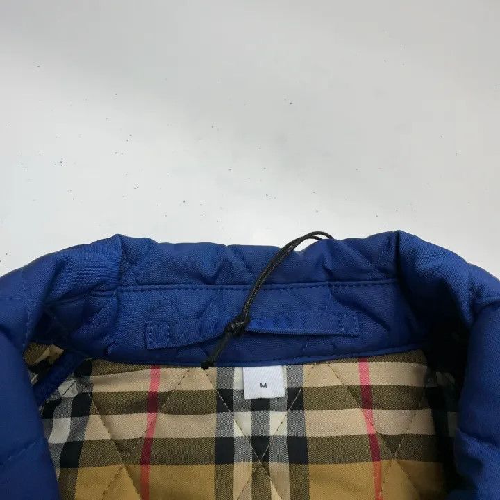 Burberry Burberry Quilted Long Sleeve Coat for Women 0079 Size M / US 6-8 / IT 42-44 - 5 Thumbnail